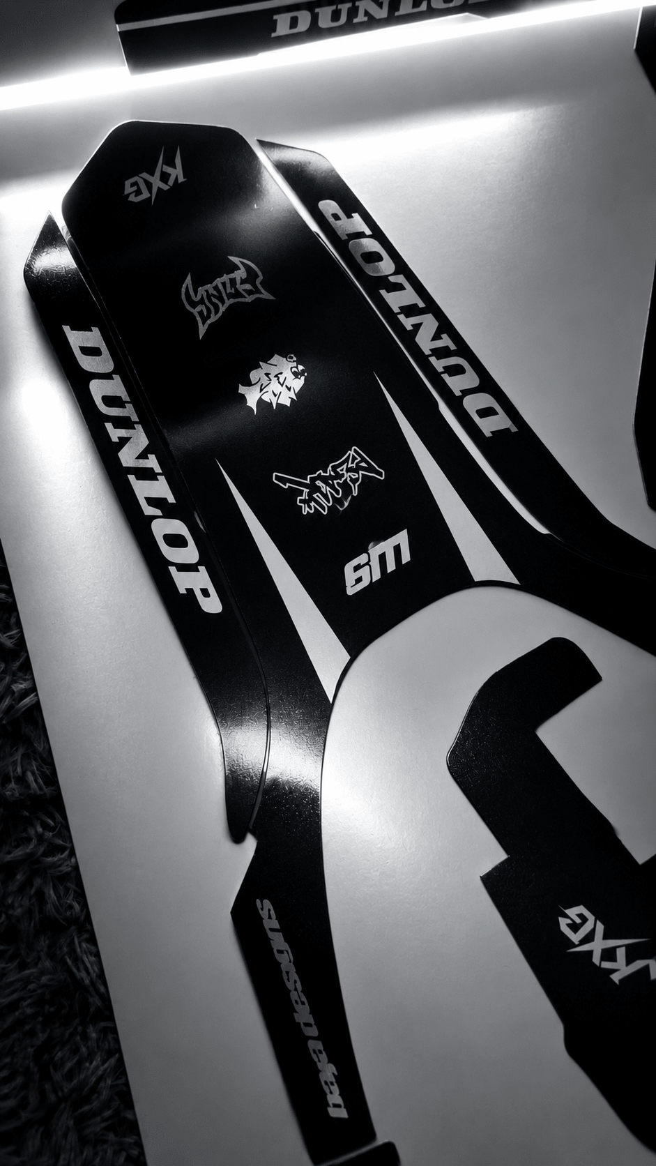 Rawr Mantis 72v Rear Fender Decal