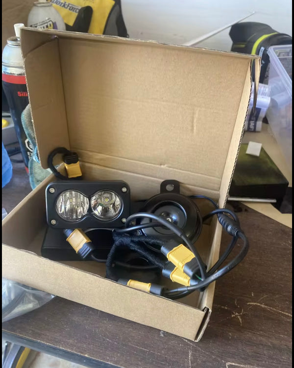 Battery pack baja light