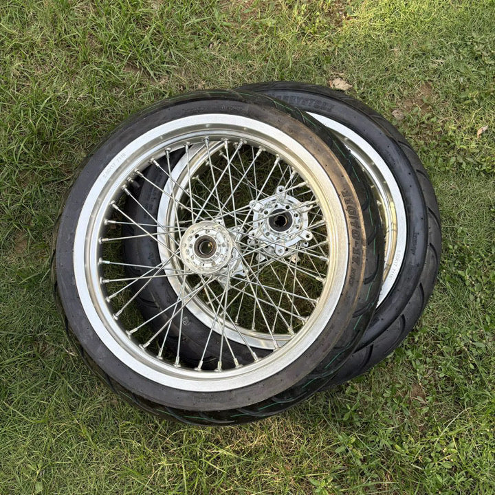 Surron ultra bee supermotos