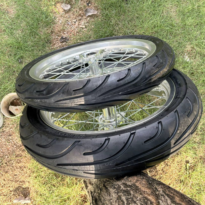 Surron ultra bee supermotos